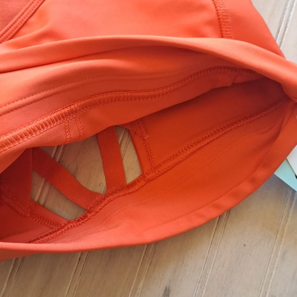 NWT DSG Ginger Orange Strappy Compression Sports Bra Moisture-Wicking 4-W - Picture 8 of 9